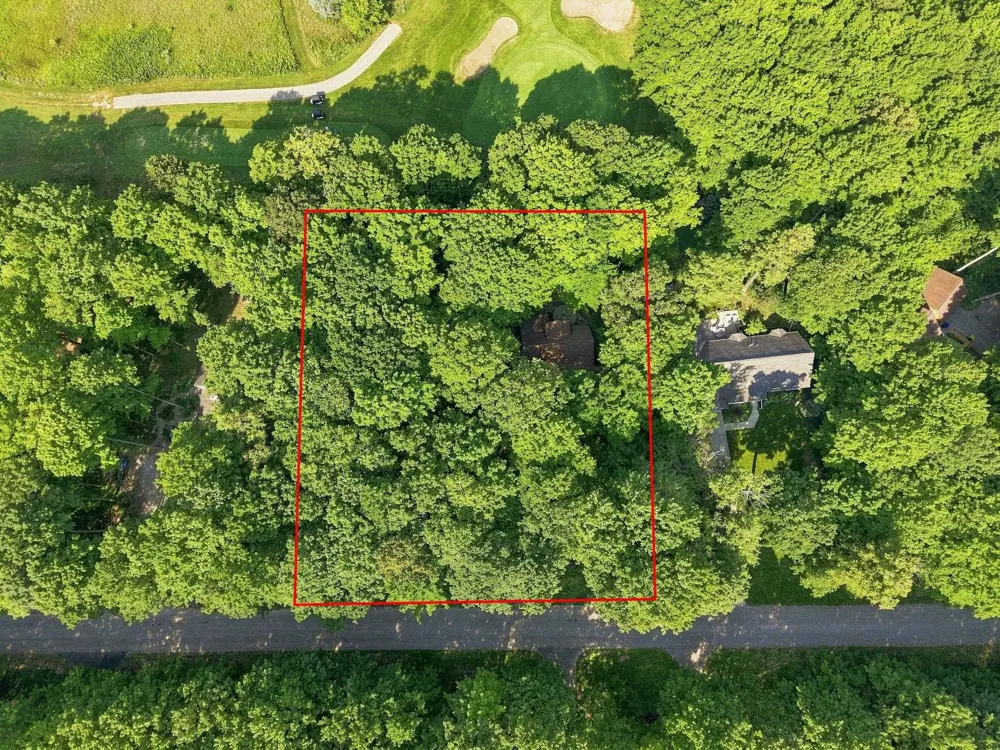 4864 S Manor Centerville Township, MI 49621
