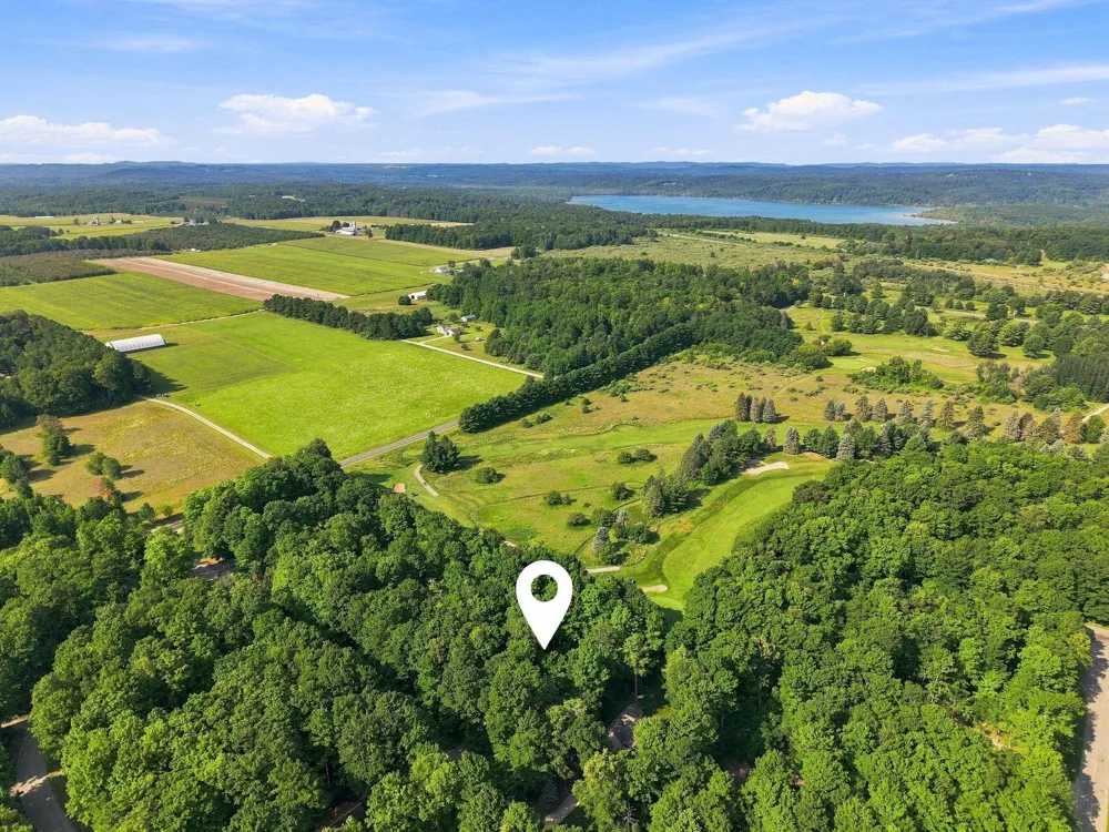 4864 S Manor Centerville Township, MI 49621