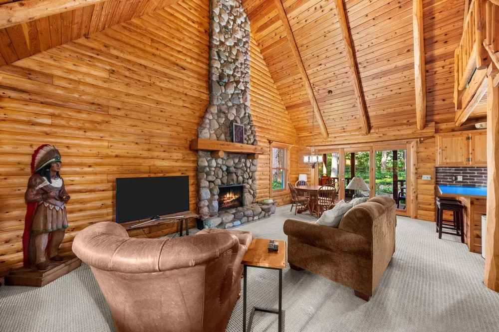 4864 S Manor Centerville Township, MI 49621