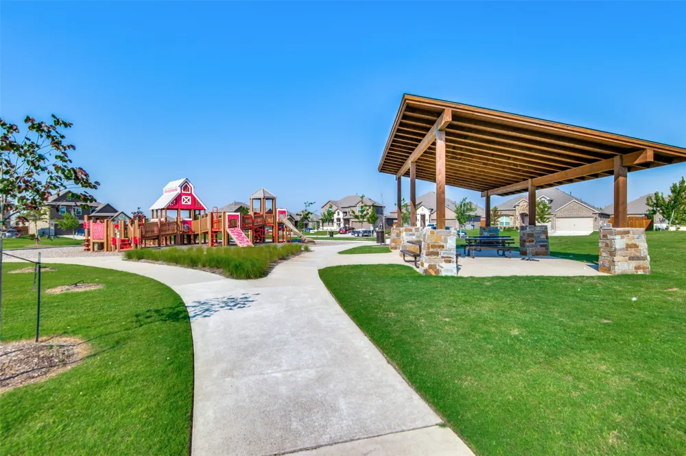 3440 Brady Starr Drive Aubrey, TX 76227