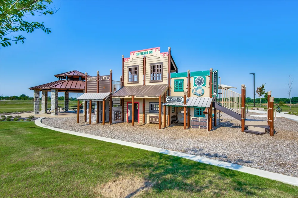 3440 Brady Starr Drive Aubrey, TX 76227