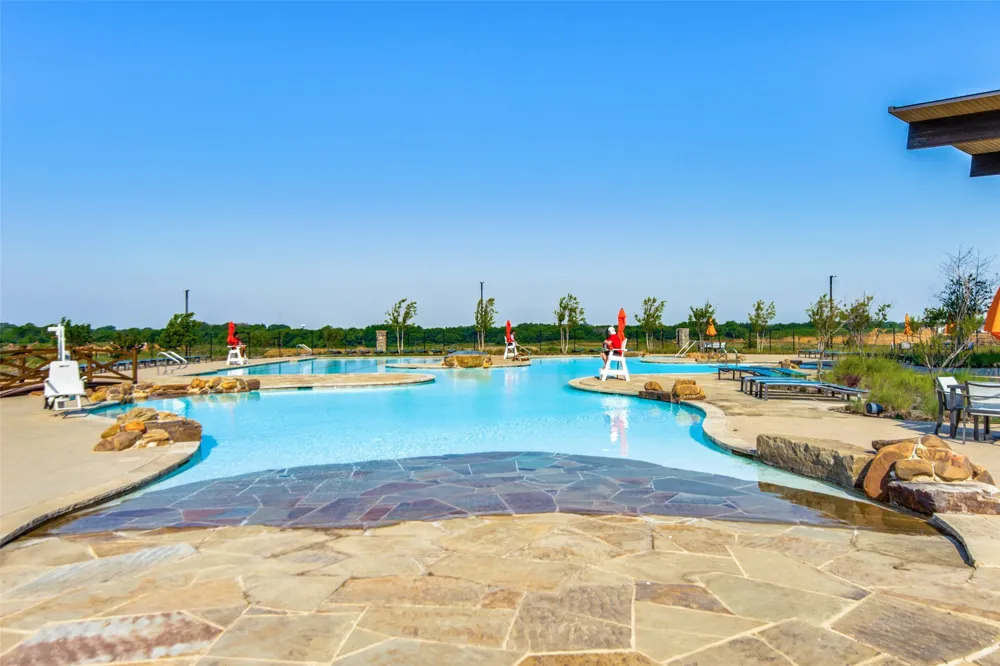 3440 Brady Starr Drive Aubrey, TX 76227