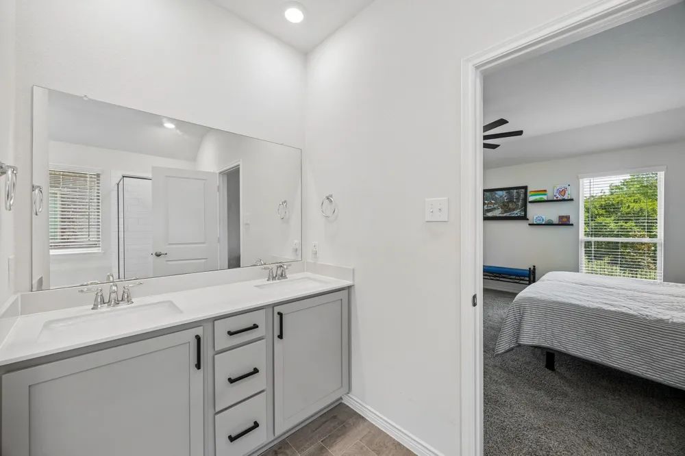 3440 Brady Starr Drive Aubrey, TX 76227