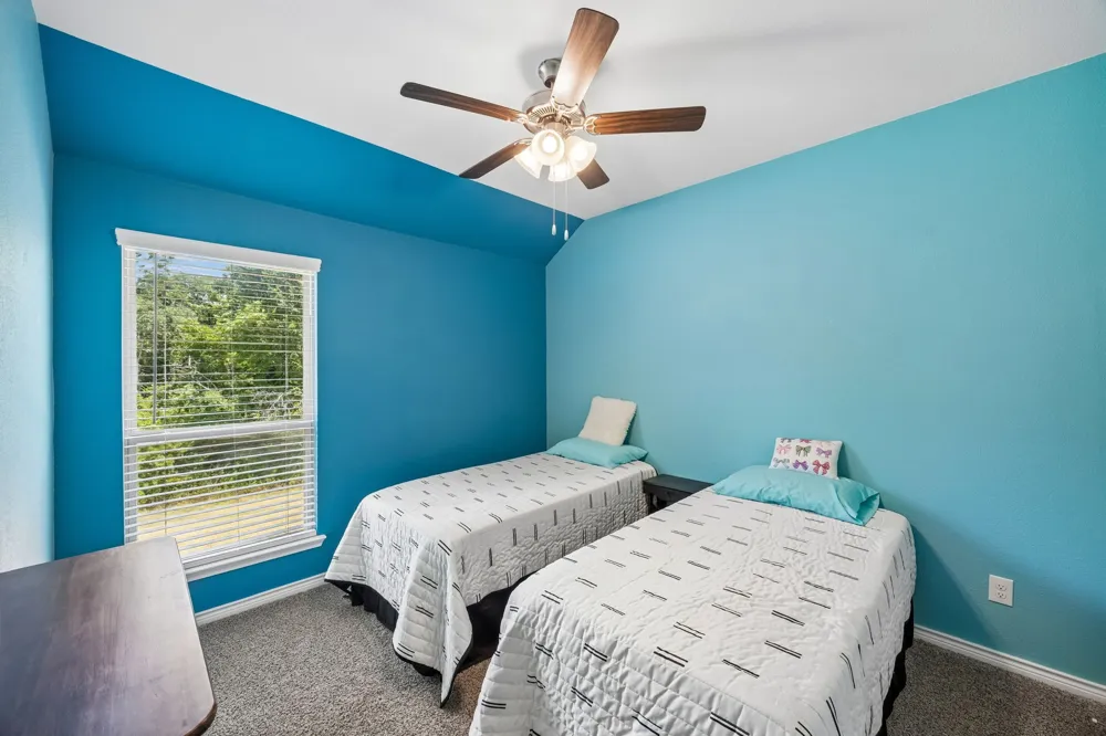 3440 Brady Starr Drive Aubrey, TX 76227
