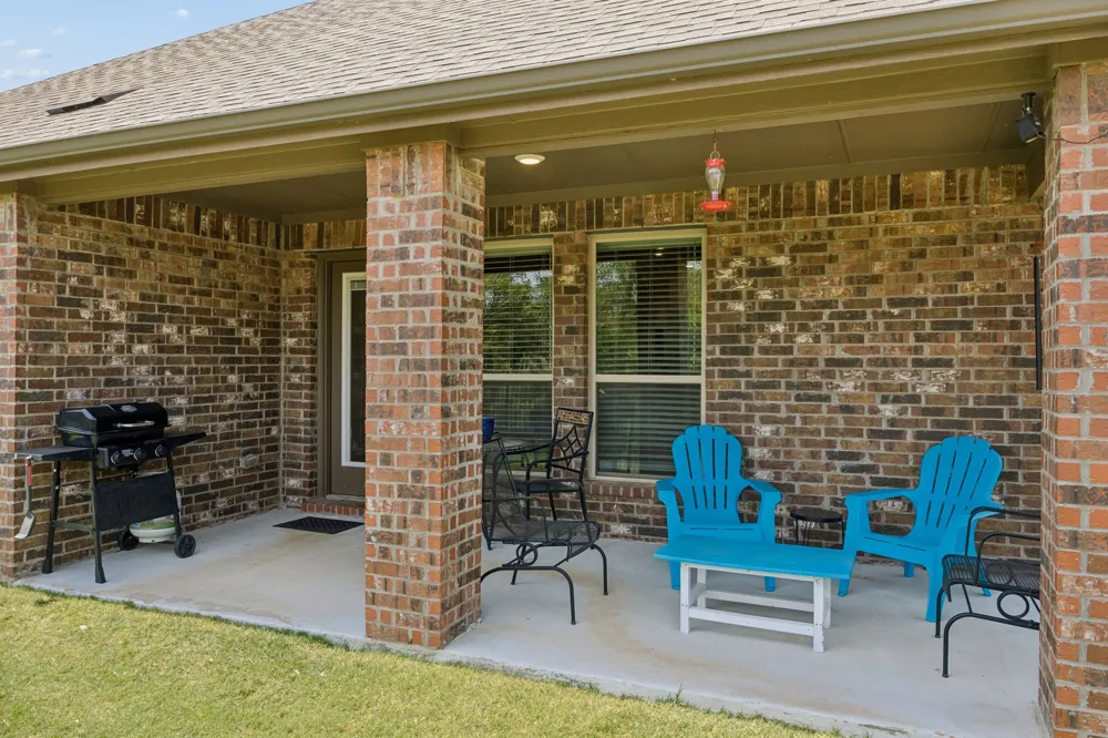 3440 Brady Starr Drive Aubrey, TX 76227