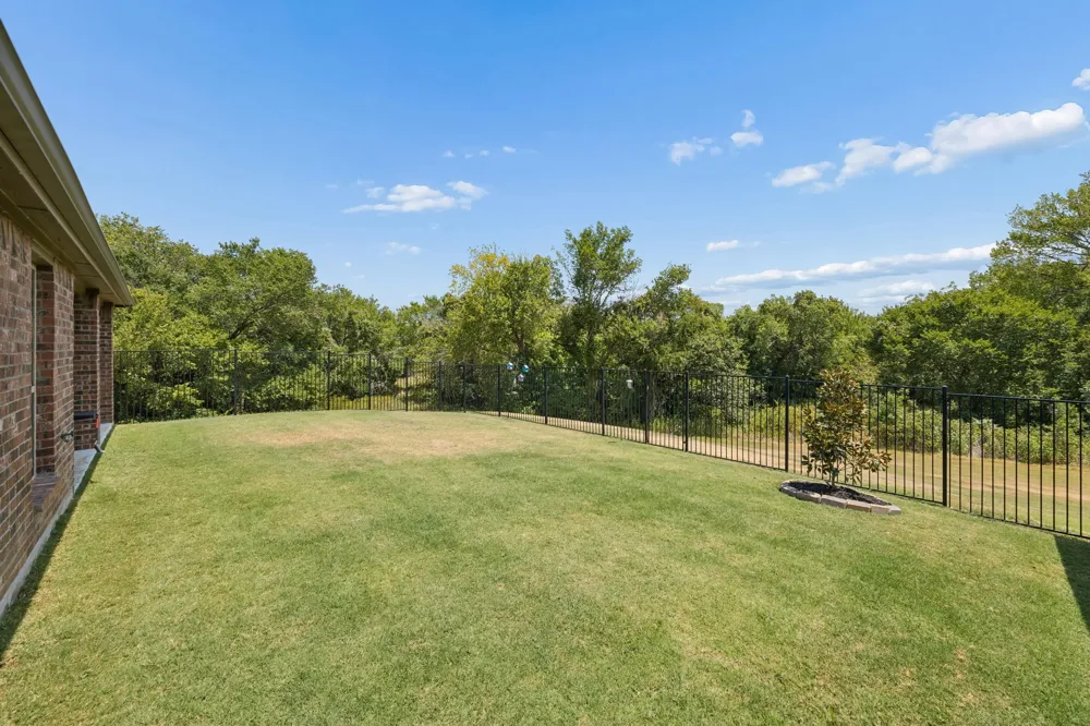 3440 Brady Starr Drive Aubrey, TX 76227