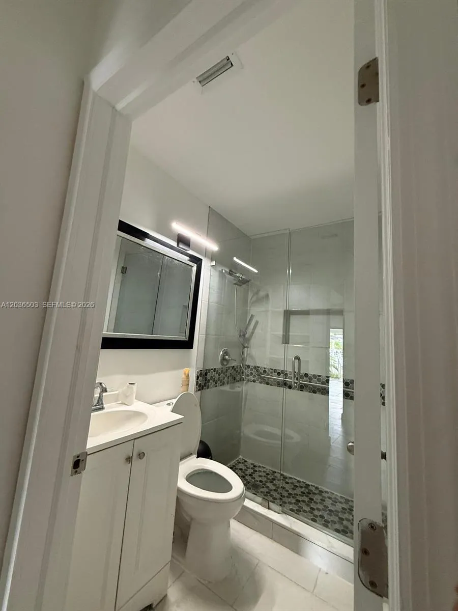 1055 NW 58th Ter Miami, FL 33127