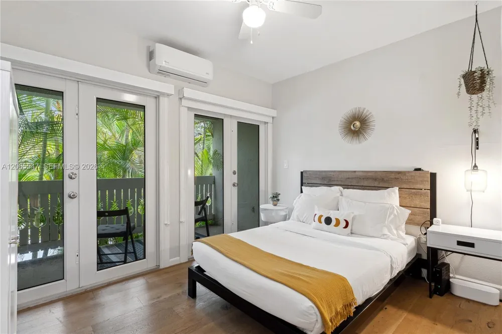 3143 Virginia St #3 Coconut Grove, FL 33133