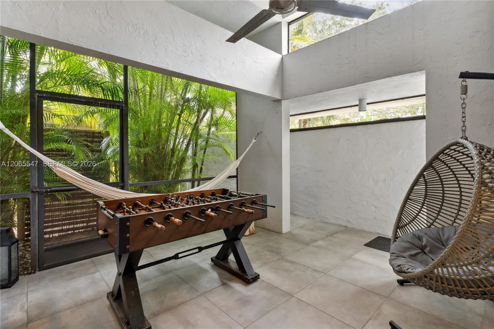 3143 Virginia St #3 Coconut Grove, FL 33133