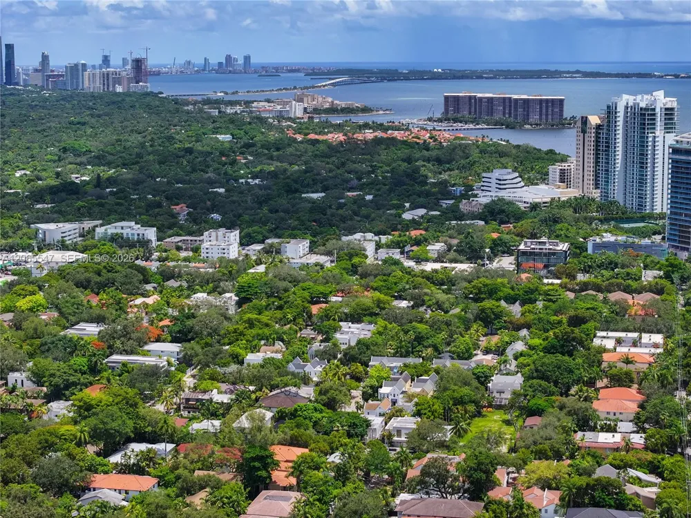 3143 Virginia St #3 Coconut Grove, FL 33133