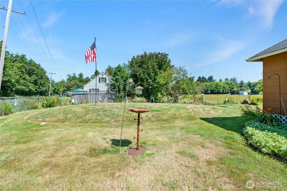 2584 State Route 105 Grayland, WA 98547