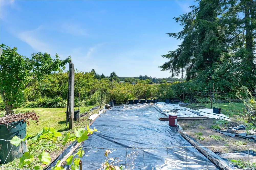 2584 State Route 105 Grayland, WA 98547