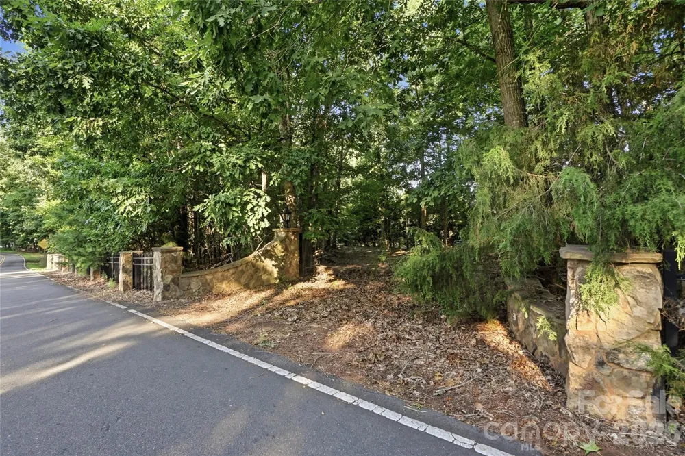 9710 Windygap Road Charlotte, NC 28278