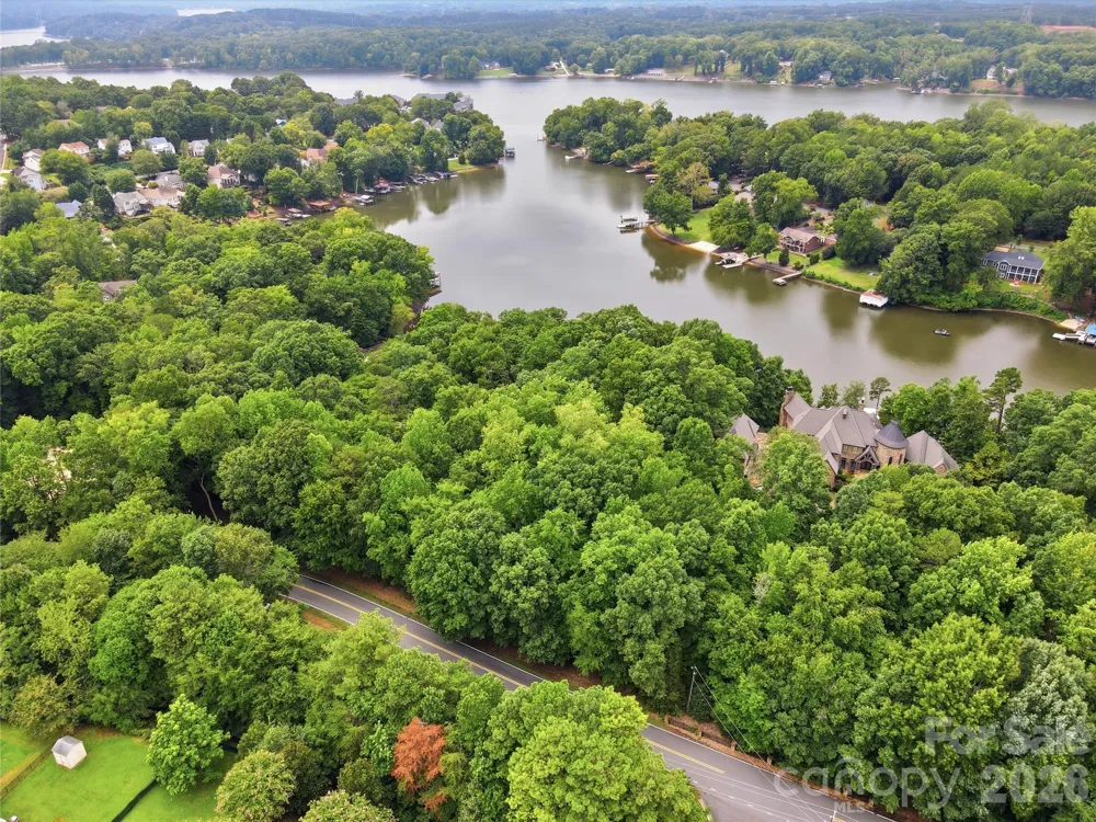 9710 Windygap Road Charlotte, NC 28278