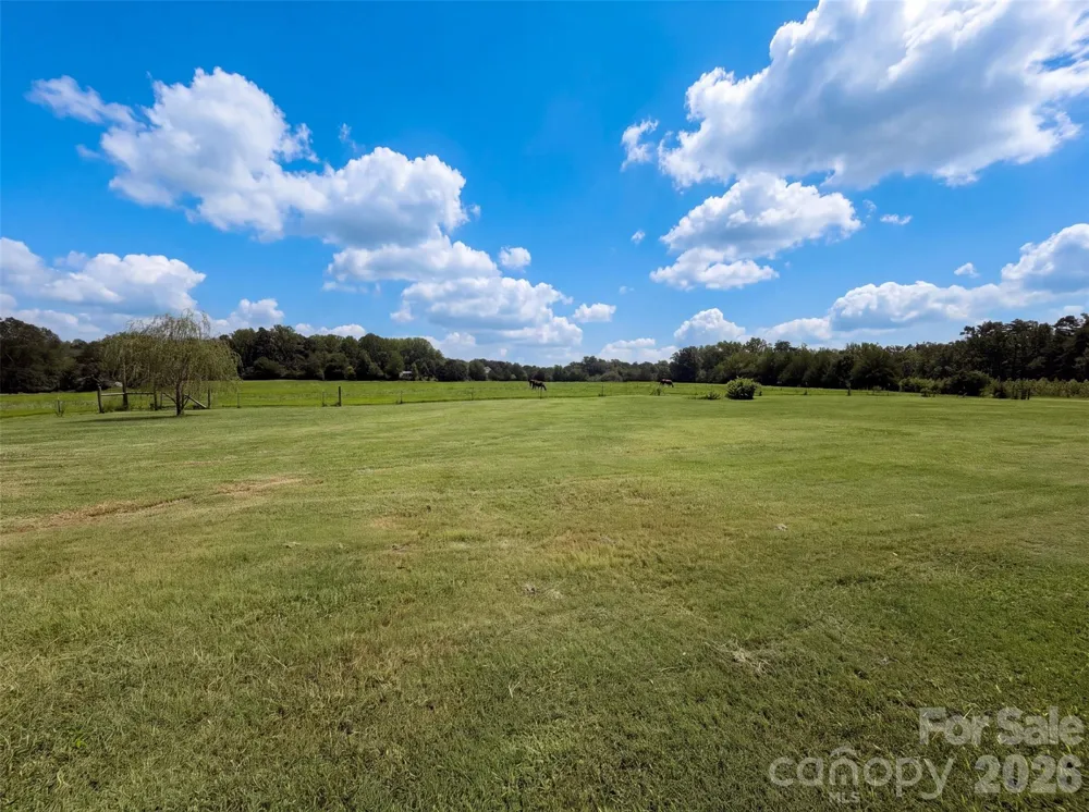 749 Williamsburg Estate Road Clover, SC 29710