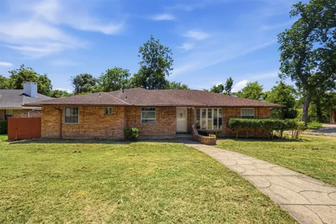 6607 Autumn Woods Trail