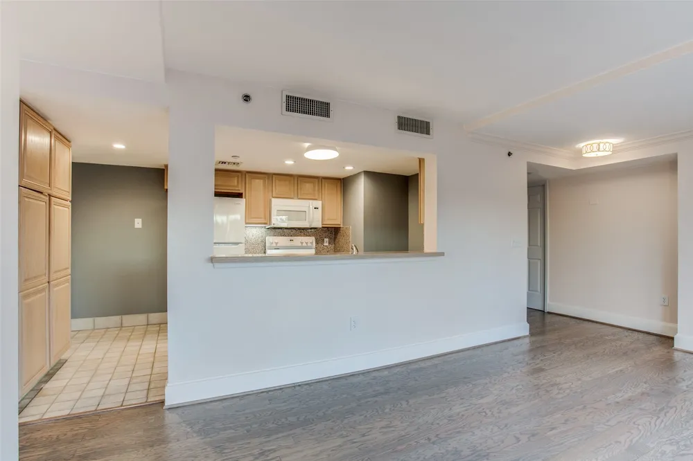4242 Lomo Alto Drive #N51 Highland Park, TX 75219