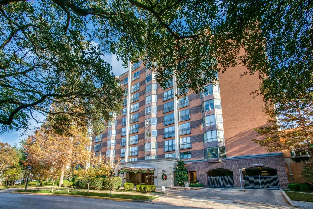 4242 Lomo Alto Drive #N51 Highland Park, TX 75219