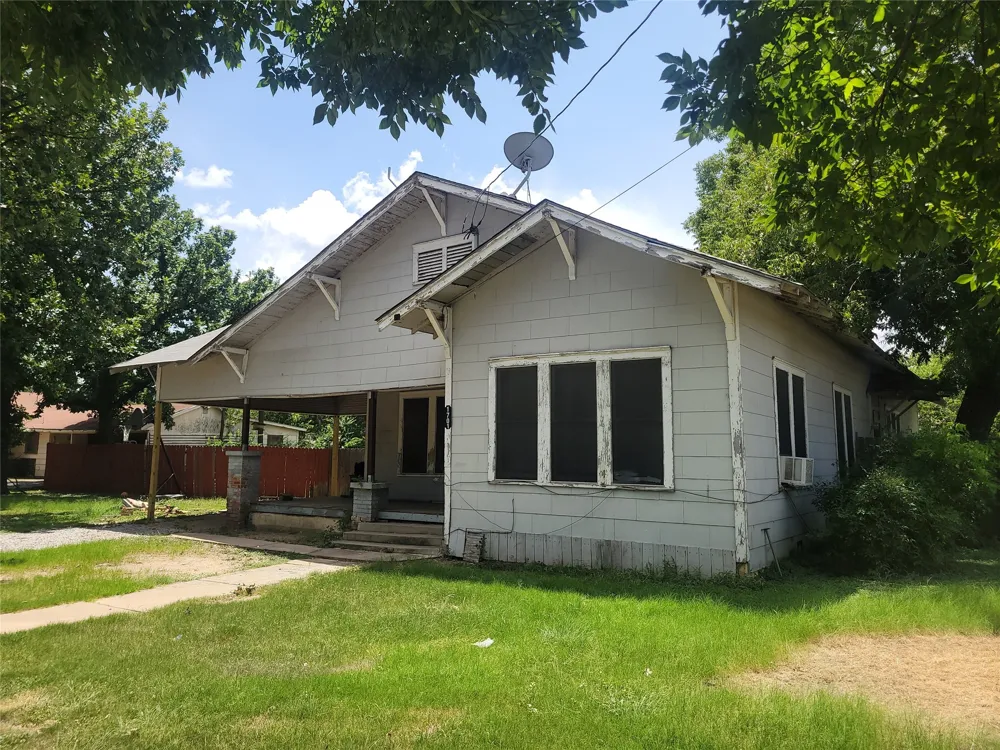 1701 6th Street Brownwood, TX 76801