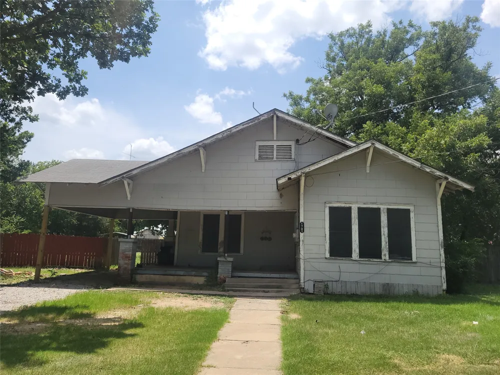 1701 6th Street Brownwood, TX 76801