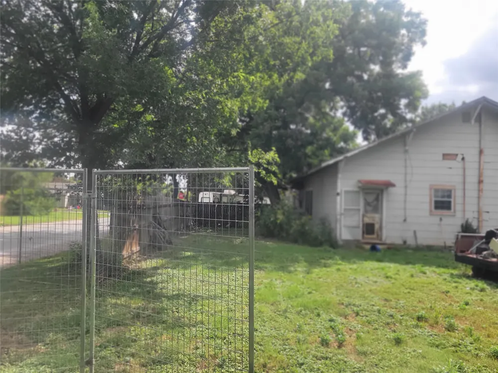 1701 6th Street Brownwood, TX 76801