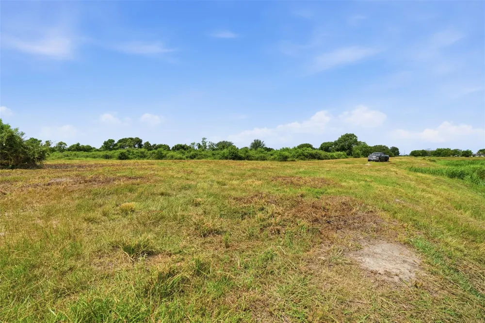 1613 Fm-2078 Wadsworth, TX 77483