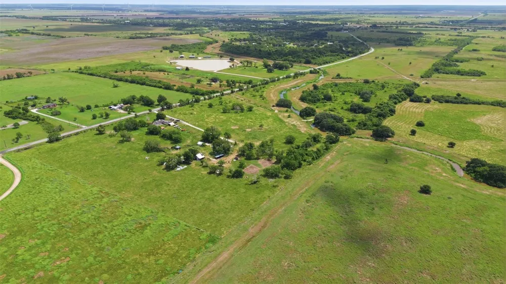 1613 Fm-2078 Wadsworth, TX 77483