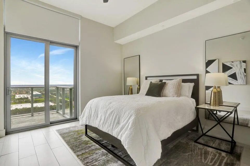 2000 METROPICA WAY #2607 Sunrise, FL 33323