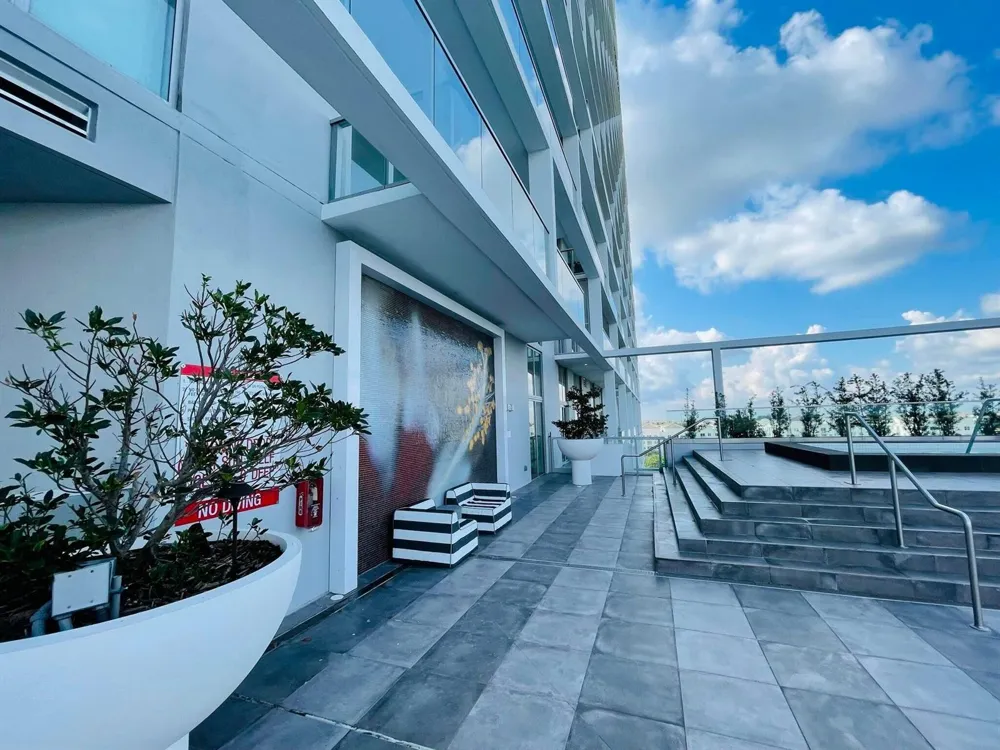 2000 METROPICA WAY #2607 Sunrise, FL 33323
