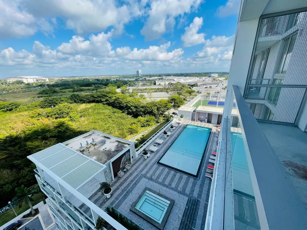 2000 METROPICA WAY #2607 Sunrise, FL 33323