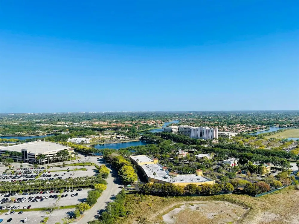 2000 METROPICA WAY #2607 Sunrise, FL 33323