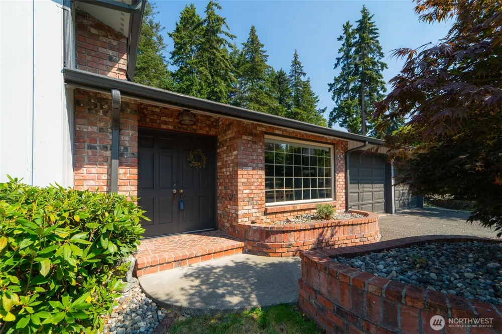 3011 SE Regent Street Port Angeles, WA 98362