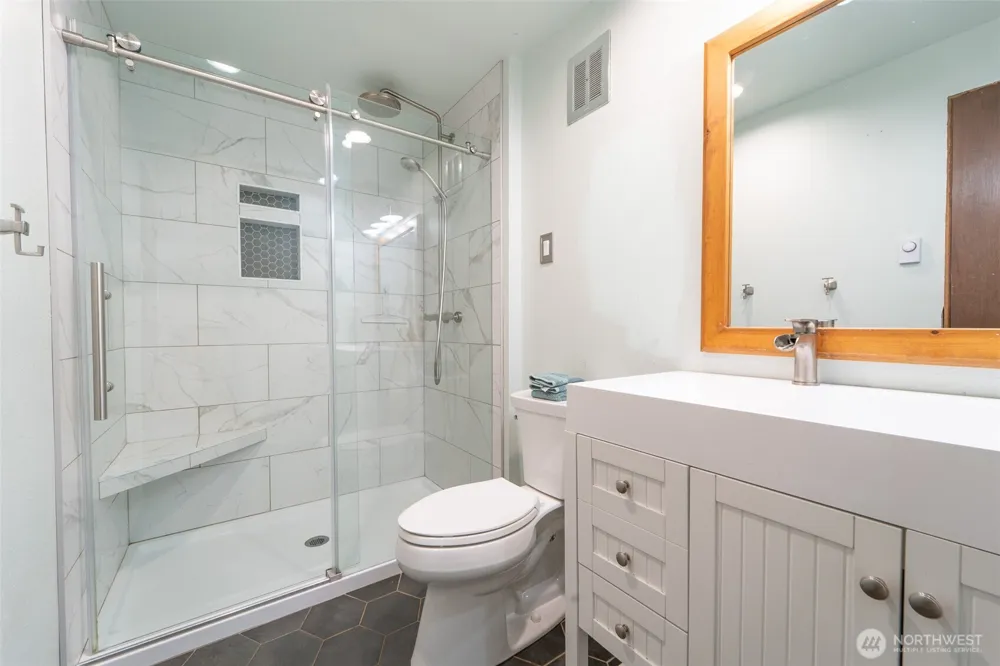 3011 SE Regent Street Port Angeles, WA 98362