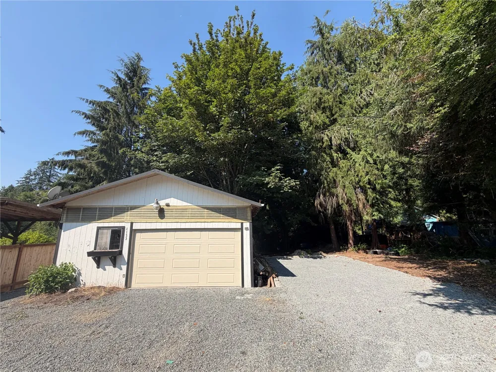 11330 172nd Drive NE Granite Falls, WA 98252