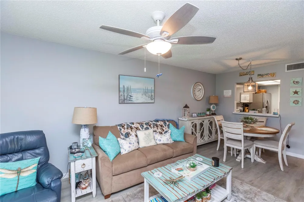 11140 CARRIAGE HILL DRIVE #4 Port Richey, FL 34668