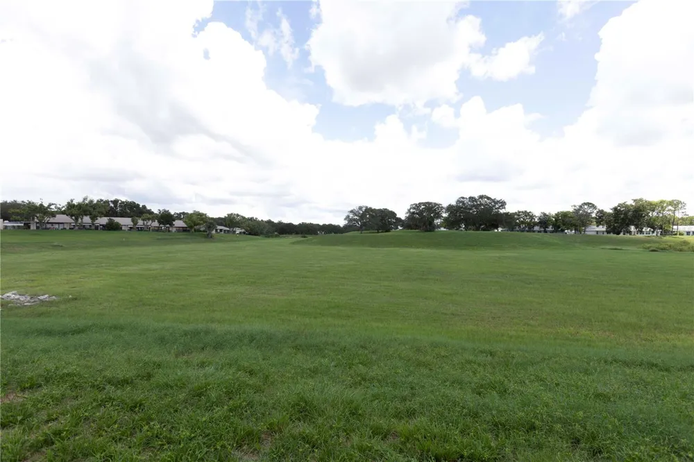 11140 CARRIAGE HILL DRIVE #4 Port Richey, FL 34668