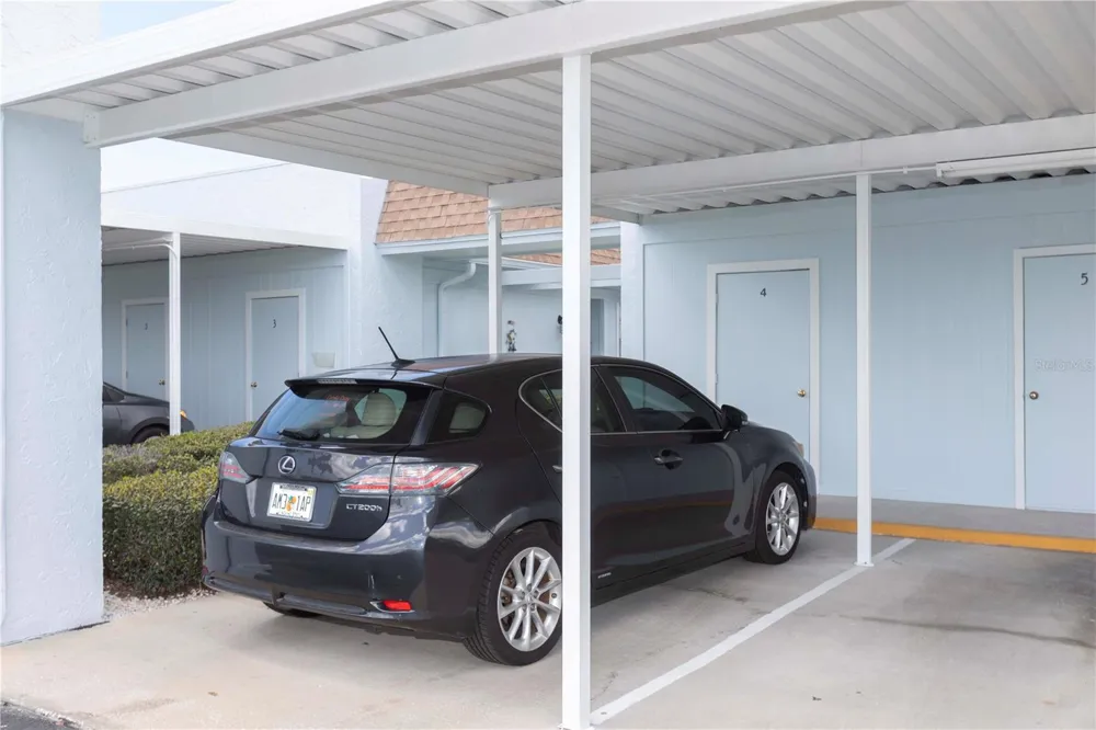 11140 CARRIAGE HILL DRIVE #4 Port Richey, FL 34668