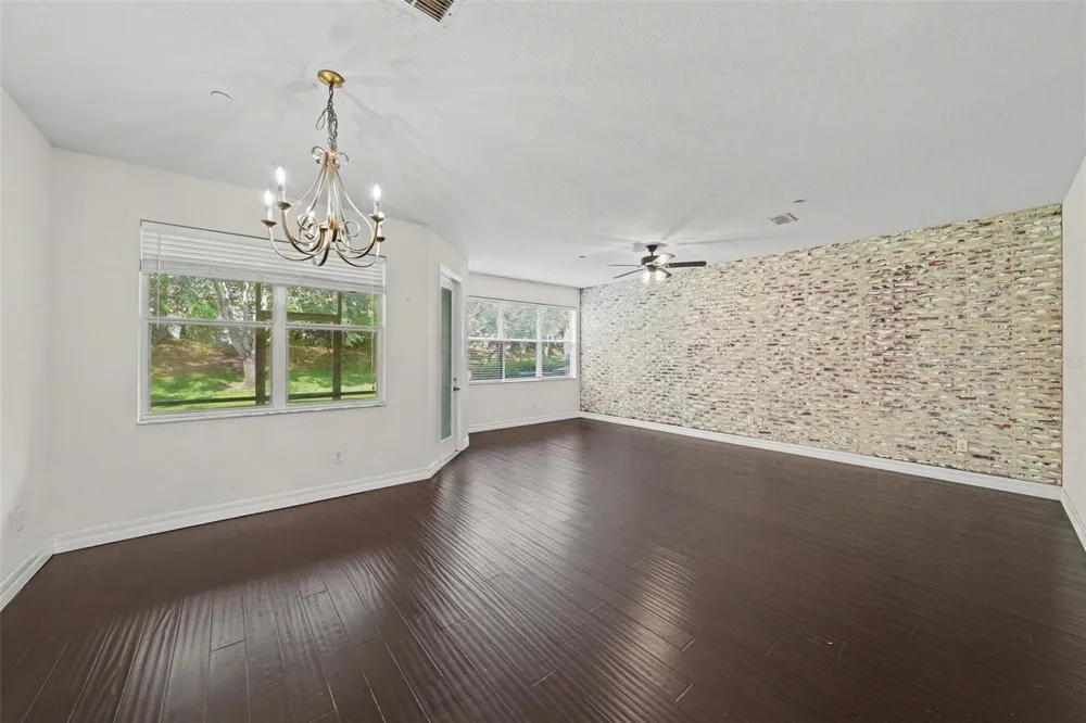 7422 TERRACE RIVER DRIVE Temple Terrace, FL 33637