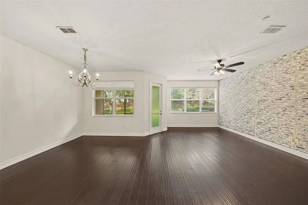 7422 TERRACE RIVER DRIVE Temple Terrace, FL 33637