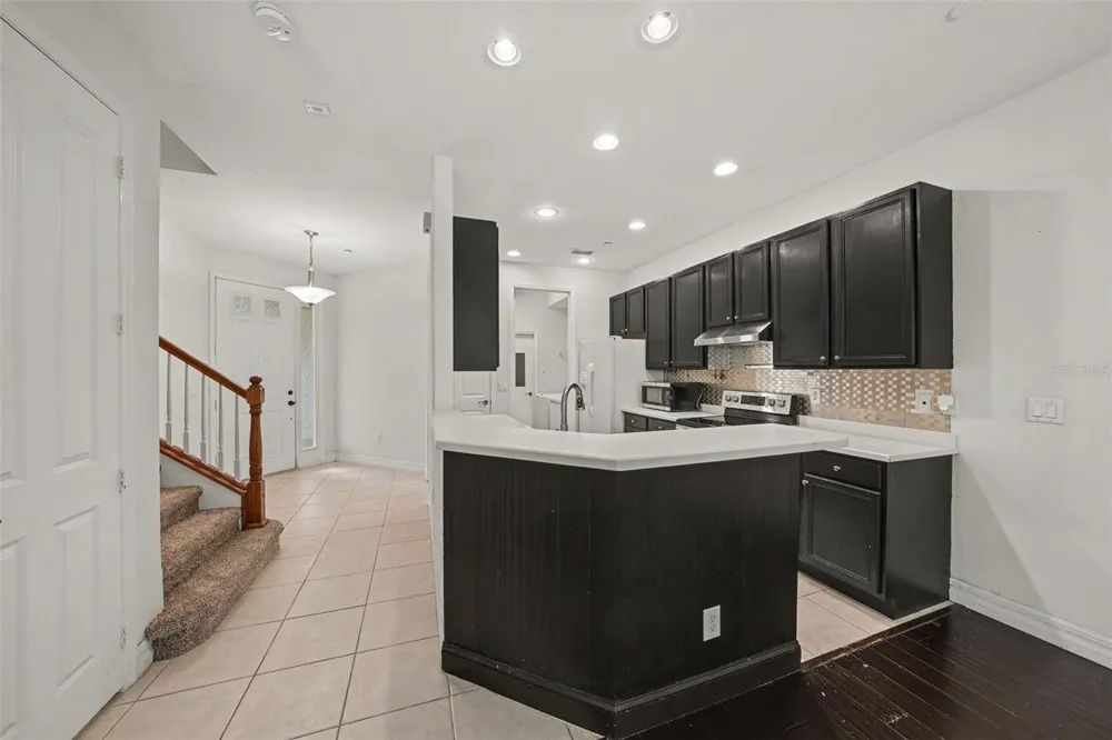 7422 TERRACE RIVER DRIVE Temple Terrace, FL 33637