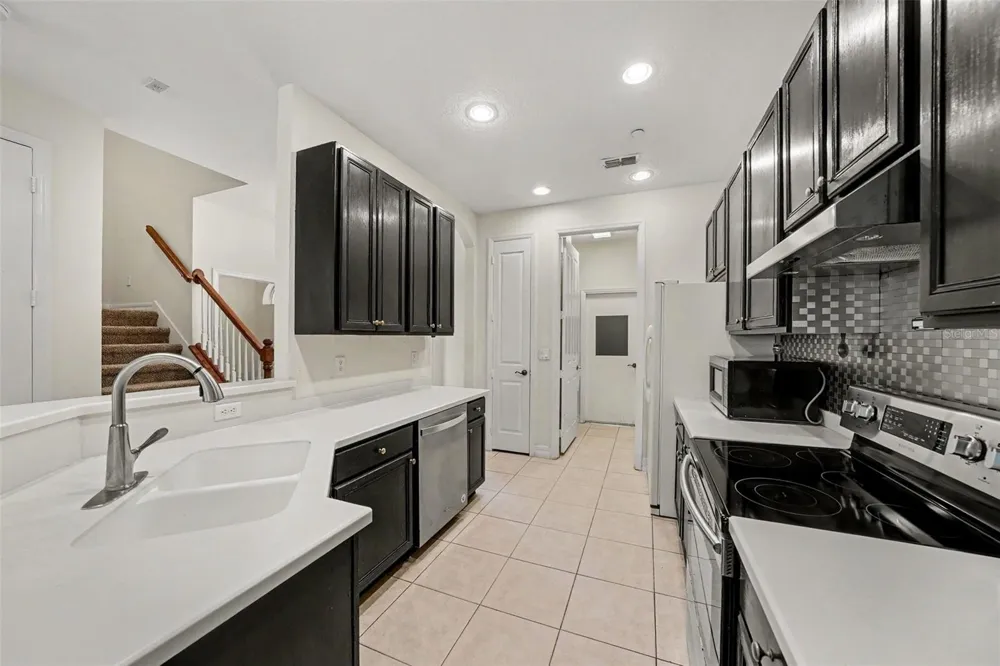 7422 TERRACE RIVER DRIVE Temple Terrace, FL 33637