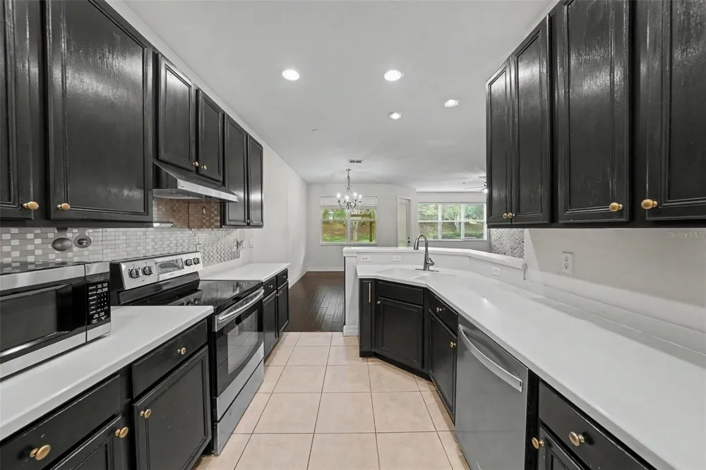 7422 TERRACE RIVER DRIVE Temple Terrace, FL 33637