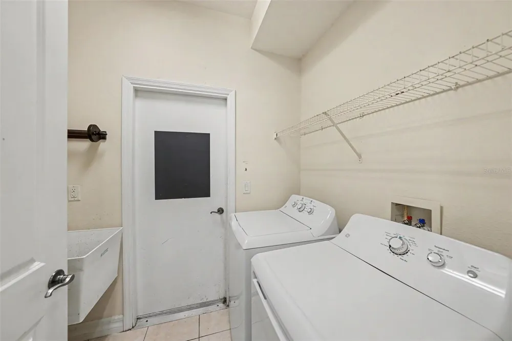 7422 TERRACE RIVER DRIVE Temple Terrace, FL 33637