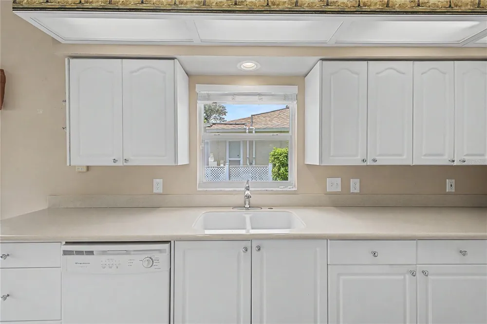 8018 SUGARBUSH DRIVE Spring Hill, FL 34606