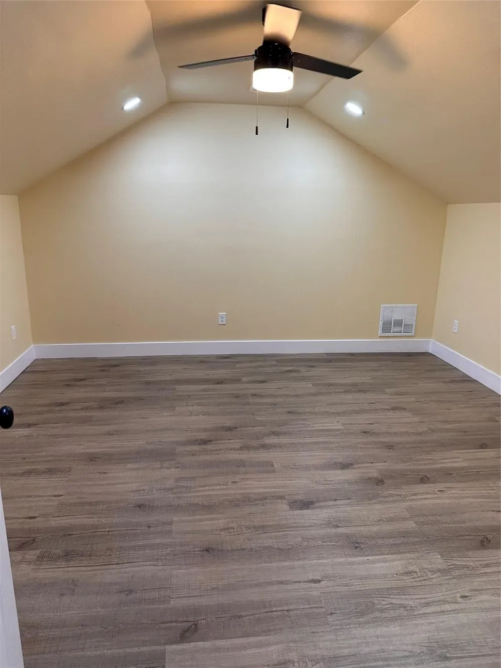 111 Pecan Street Terrell, TX 75160