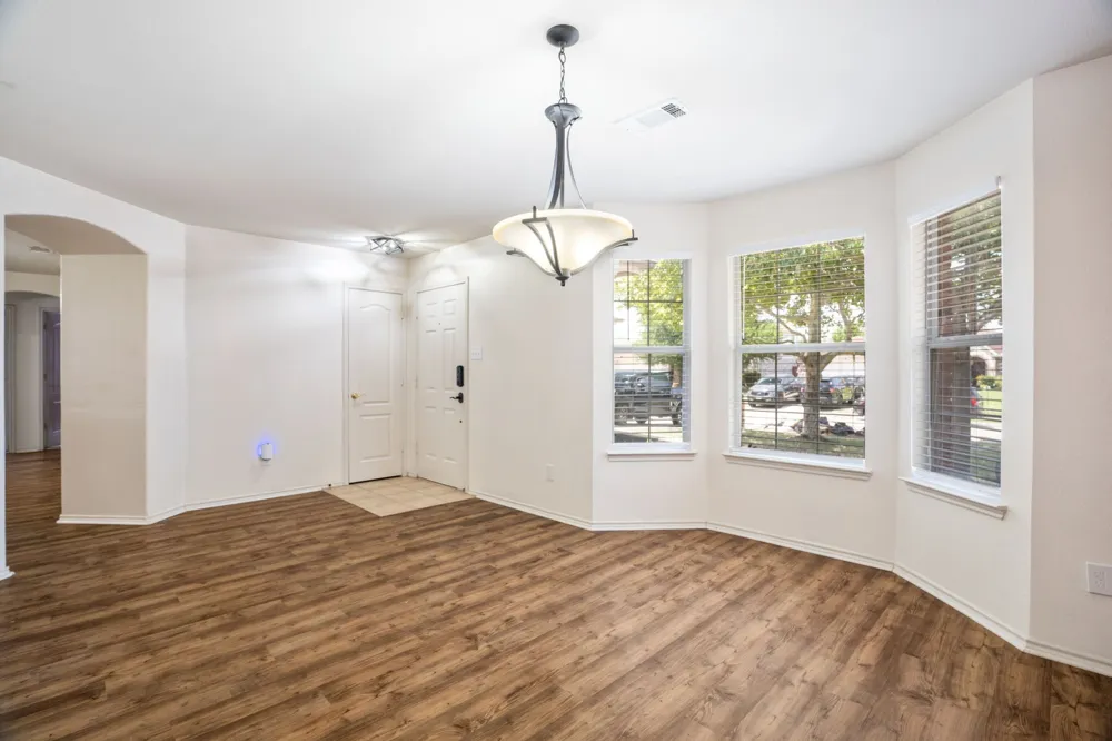 4306 Wood Stone Circle Corinth, TX 76208