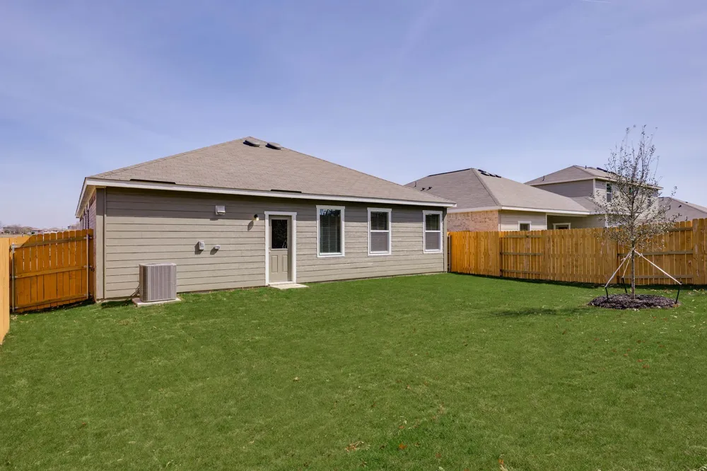 1704 Paul Drive Seagoville, TX 75159