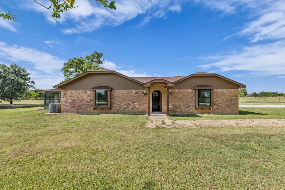 299 Aggie Way China Spring, TX 76633