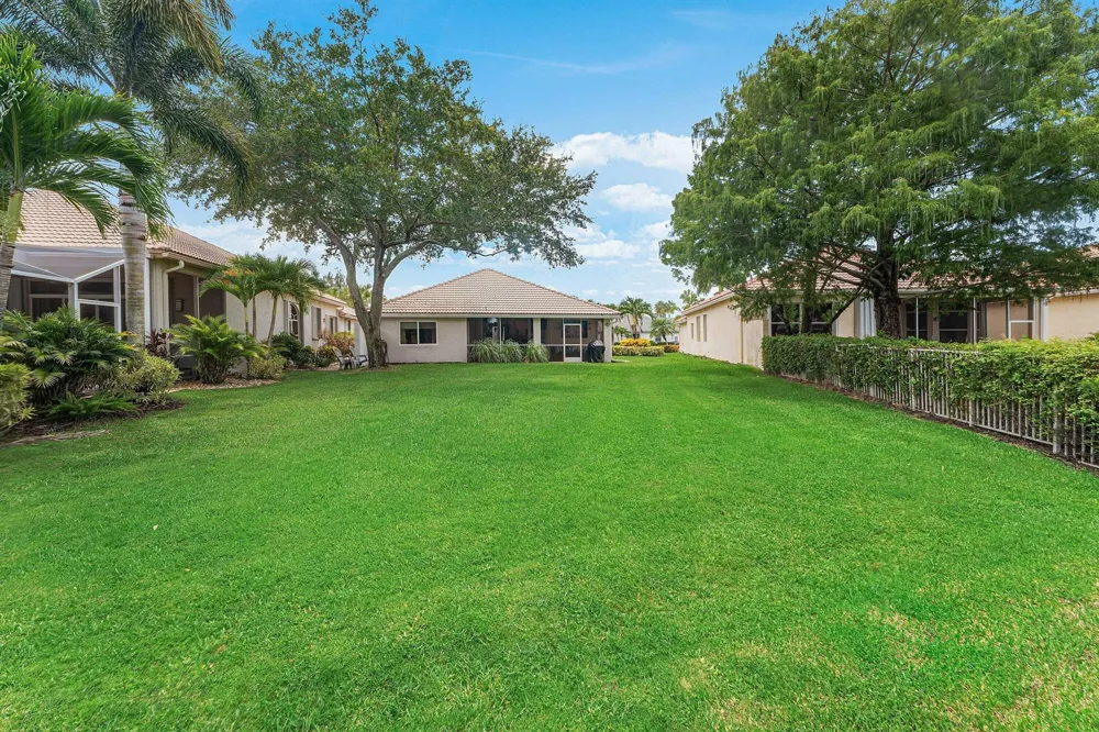5641 FOUNTAINS DRIVE S #5641 Lake Worth, FL 33467