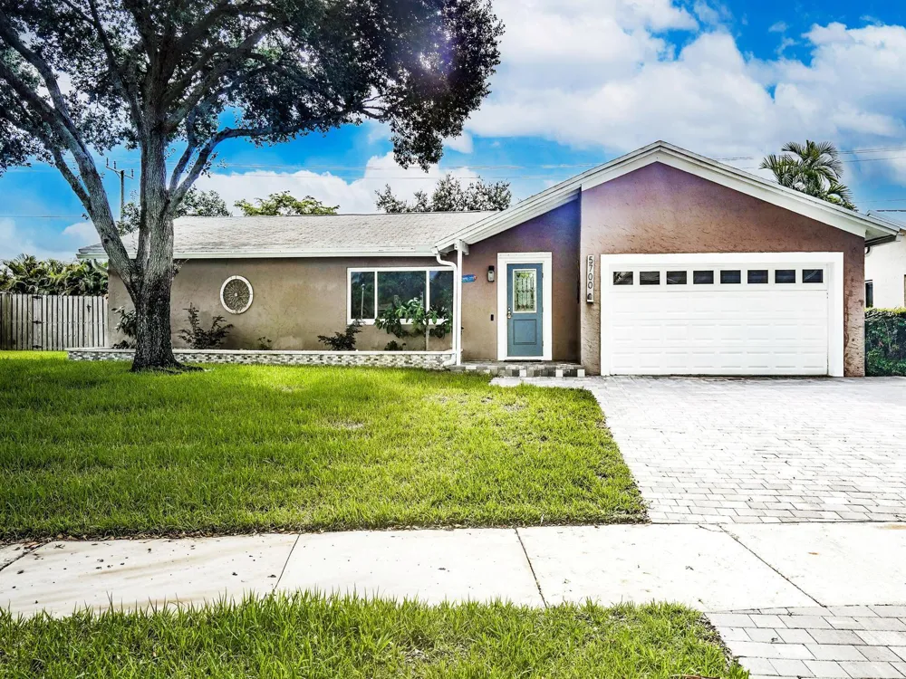 5700 SW 115TH AVENUE Cooper City, FL 33330